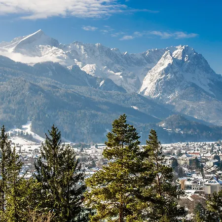 加米施帕滕基兴美居酒店 酒店