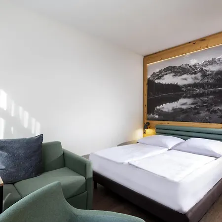 加米施帕滕基兴美居酒店 酒店 4*