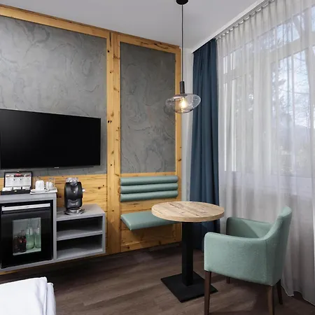 加米施帕滕基兴美居酒店 4* 加爾米施-帕滕基興