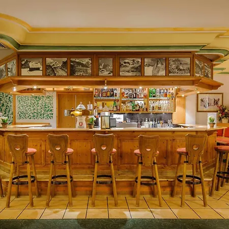 加米施帕滕基兴美居酒店 4* 加爾米施-帕滕基興