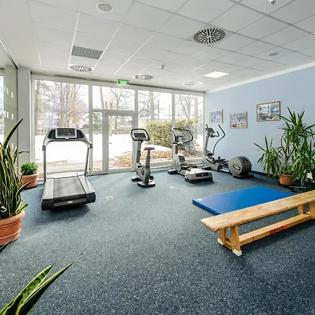 加米施帕滕基兴美居酒店