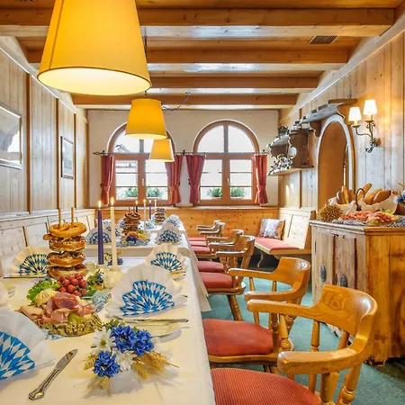 Sunday Hotel Garmisch Partenkirchen Hotel 4*